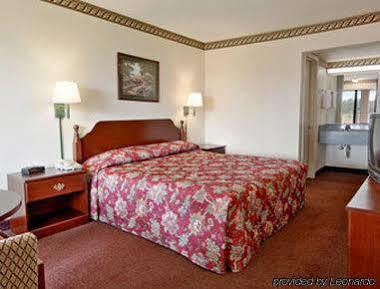 Rodeway Inn Concord Eksteriør bilde